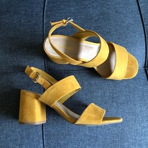 Old Navy faux suede heels